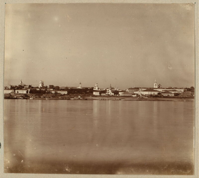 Кострома. Общий вид с Заволжской стороны. 1910