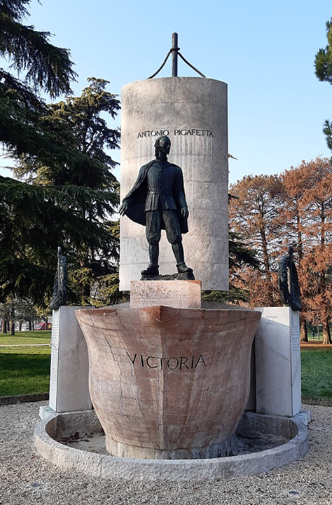 Памятник Антонио Пигафетте