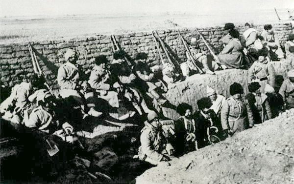 Русские солдаты в окопах. Японская война 1904—1905 года.