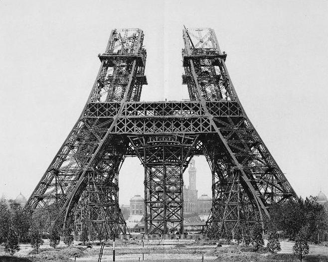 15 мая 1888 года. Начало строительства второй части Эйфелевой башни