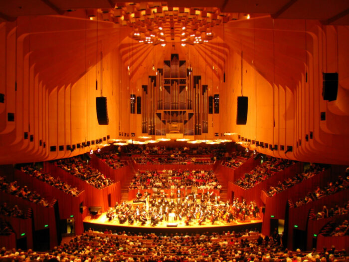 Зрительный зал Сиднейского оперного театра