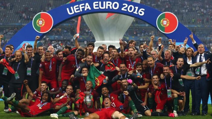 Португалия — чемпион Европы-2016