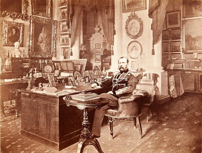 Александр II в своём кабинете