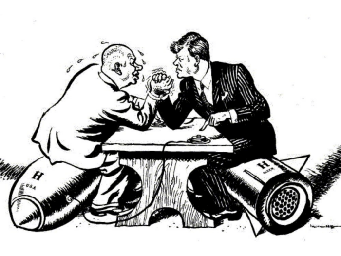 Кеннеди и Хрущев во время Карибского кризиса, карикатура из западной прессы