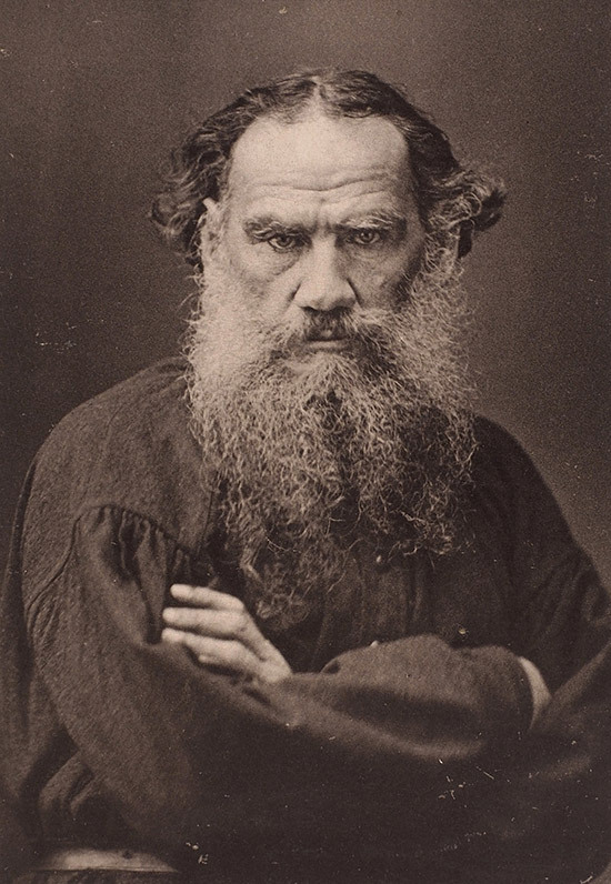 Лев Толстой в 1880-х годах