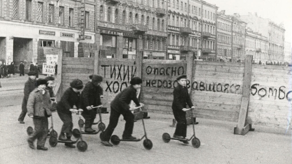 Дети в блокадном Ленинграде